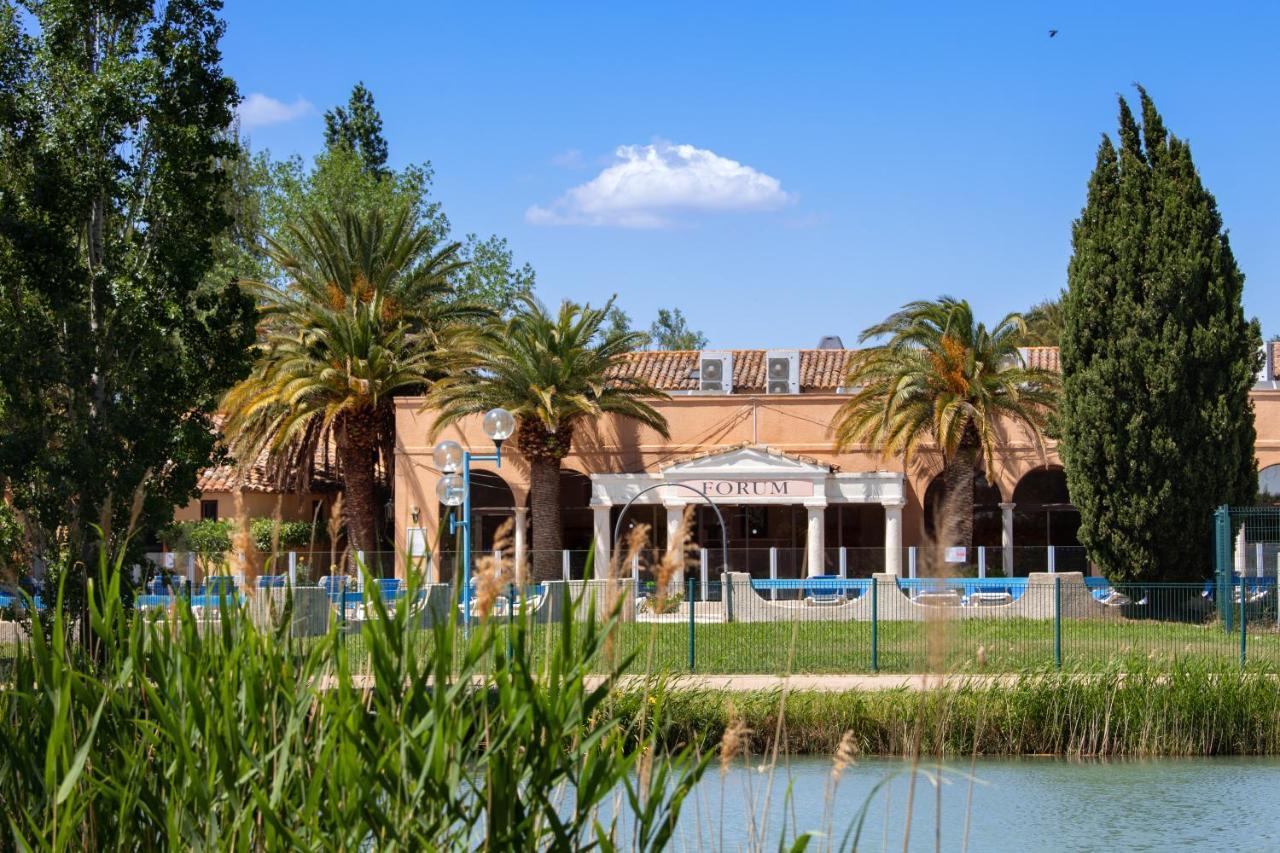 Sowell Family Les Amandiers Arles Bagian luar foto