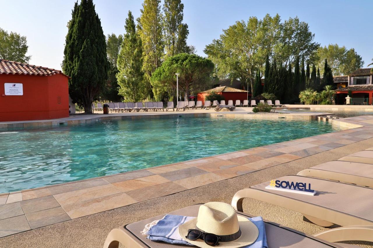 Sowell Family Les Amandiers Arles Bagian luar foto